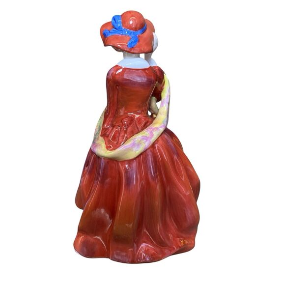 ROYAL DOULTON ENGLAND TOP OF THE HILL Vtg FIGURINE PRETTY LADIES 6.5” - Picture 4 of 8